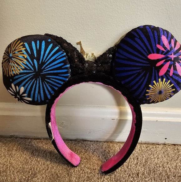 ✨ DISNEY PARKS ✨ Mickey Ears: Fantasyland Castle Fireworks - Picture 11 of 12